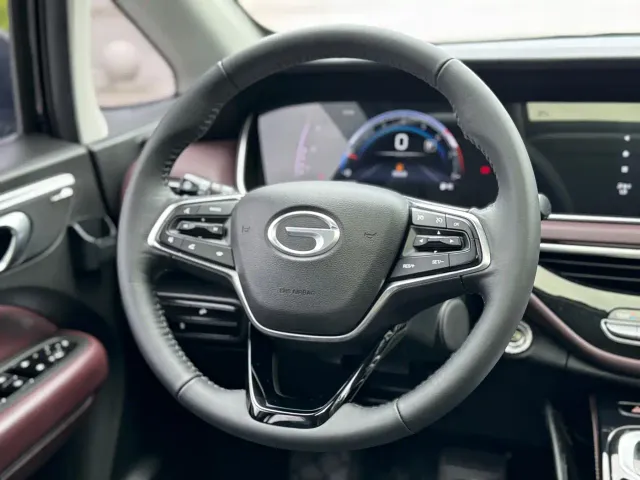 GAC Trumpchi M6 — Фото автомобиля 14