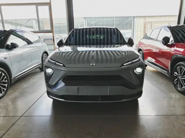 Nio ES6 — Фото автомобиля 2