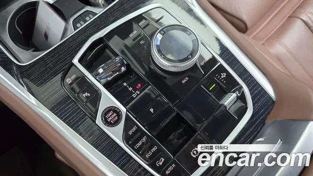 BMW X6 xDrive40i M Sport — Фото автомобиля 8