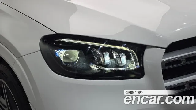 Mercedes-Benz GLS-Class — Фото автомобиля 22