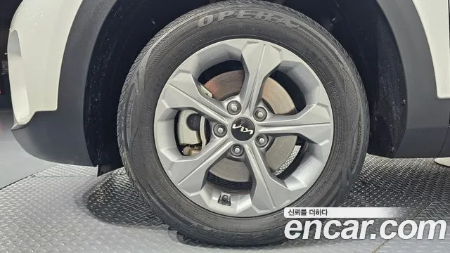 Kia Seltos — Фото автомобиля 5