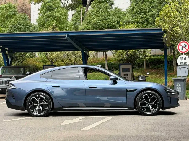 Xiaomi SU7 — Фото автомобиля 9