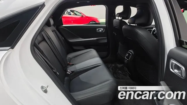 Hyundai Ioniq 6 — Фото автомобиля 17