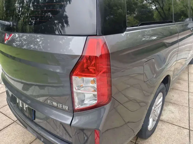 Wuling Motors Wuling Journey 2021 1.5T Manual Luxury Edition — Фото автомобиля 12