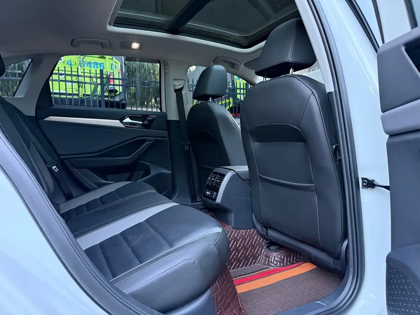 Volkswagen Sagitar 2022 280TSI DSG Surpassing Edition — Фото автомобиля 10