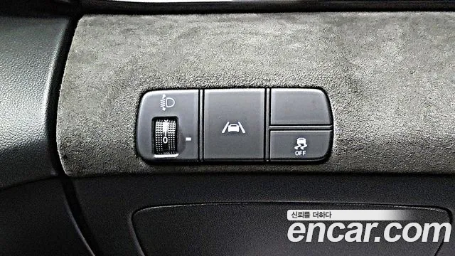 Hyundai Avante CN7 — Фото автомобиля 9