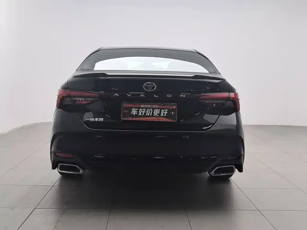 Toyota Avalon 2021 2.5L Luxury Edition — Фото автомобиля 4