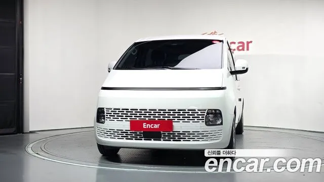 Hyundai Staria — Фото автомобиля 3