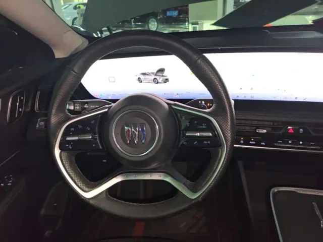 Buick LaCrosse — Фото автомобиля 10