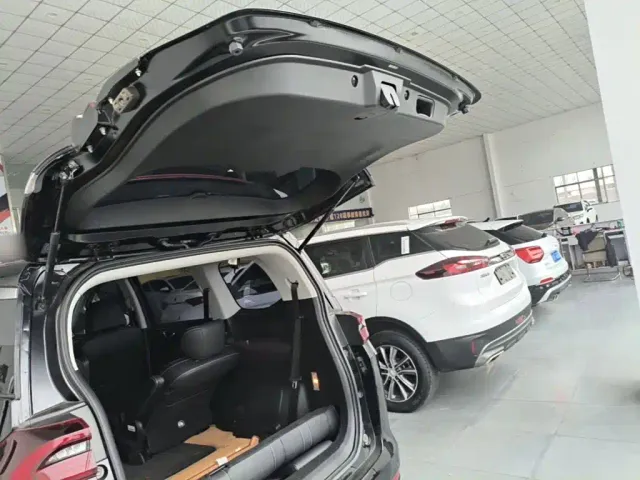 GAC Trumpchi M6 — Фото автомобиля 18