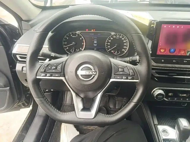 Nissan Teana — Фото автомобиля 10