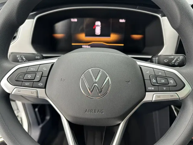 Volkswagen Tharu — Фото автомобиля 12