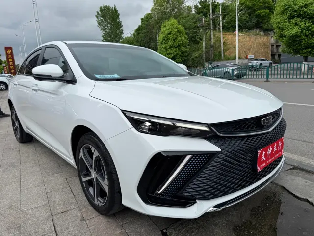 Geely Emgrand L — Фото автомобиля 3