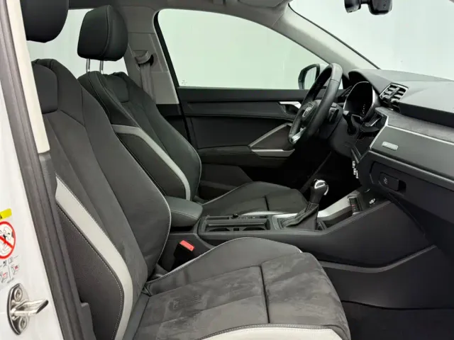 Audi Q3 — Фото автомобиля 11