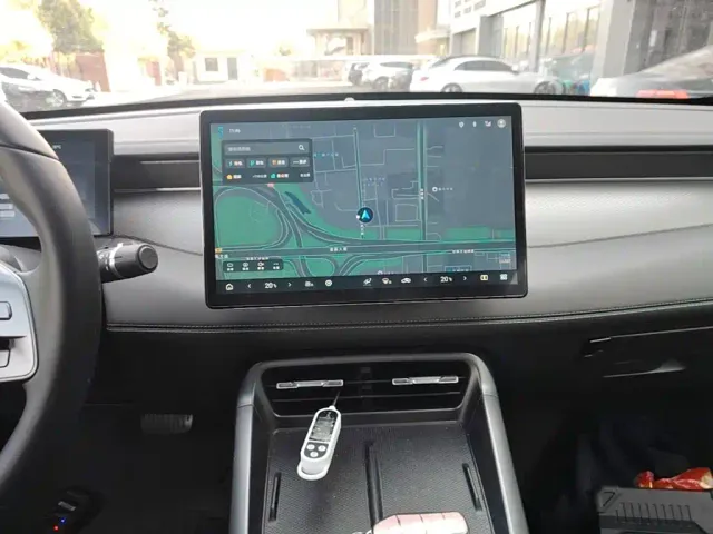 BYD Qin PLUS — Фото автомобиля 12