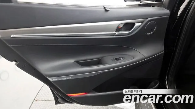 Hyundai Grandeur Новый Grandeur IG — Фото автомобиля 22