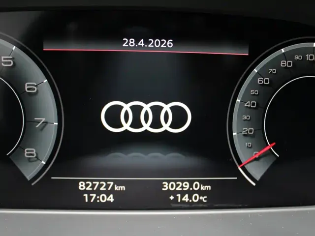Audi A4L — Фото автомобиля 11