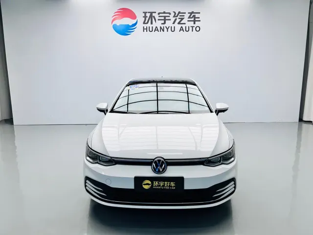 Volkswagen Golf — Фото автомобиля 2