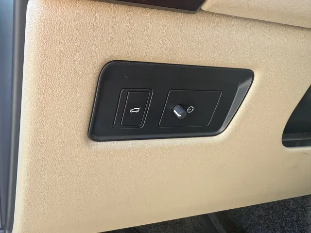 Land Rover Range Rover — Фото автомобиля 12