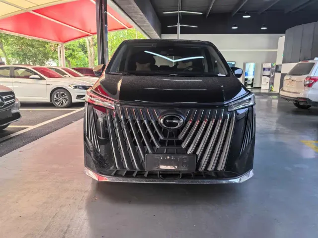 GAC Trumpchi M8 — Фото автомобиля 2