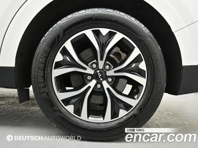 Kia Canival Carnival 4 поколение 9 мест Prestige — Фото автомобиля 5