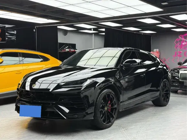Lamborghini Urus — Фото автомобиля 2