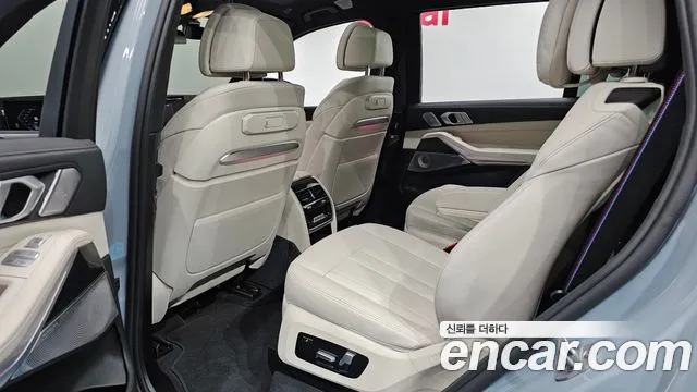 BMW X7 — Фото автомобиля 12