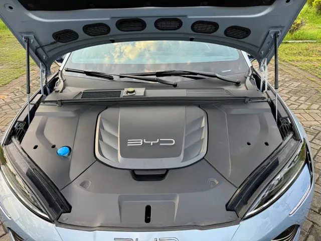 BYD Seal — Фото автомобиля 26