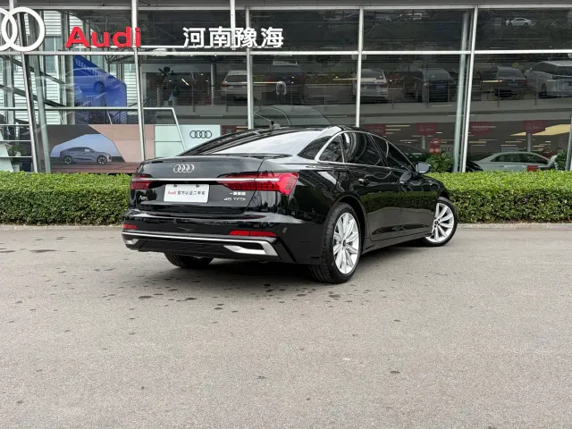 Audi A6L — Фото автомобиля 5