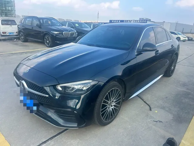Фотография автомобиля — Mercedes-Benz C-Class