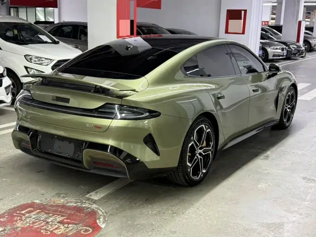 Xiaomi SU7 — Фото автомобиля 4