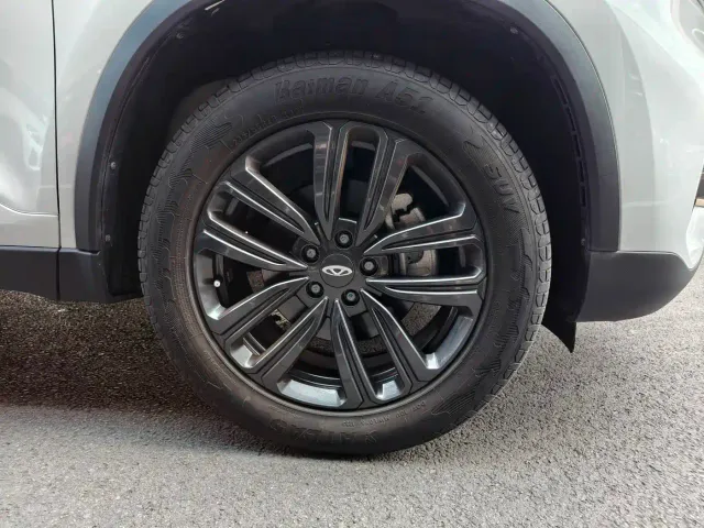Chery Tiggo 8 — Фото автомобиля 4