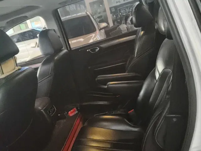 GAC Trumpchi M6 — Фото автомобиля 8