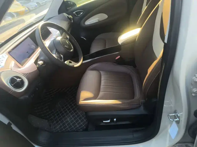 Wuling Bingo — Фото автомобиля 14
