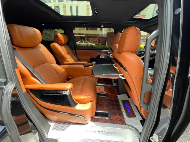 GAC Trumpchi E9 — Фото автомобиля 15