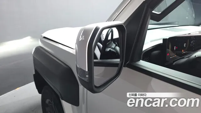 Kia Tasman Tasman 2.5T Бензин 4WD — Фото автомобиля 29