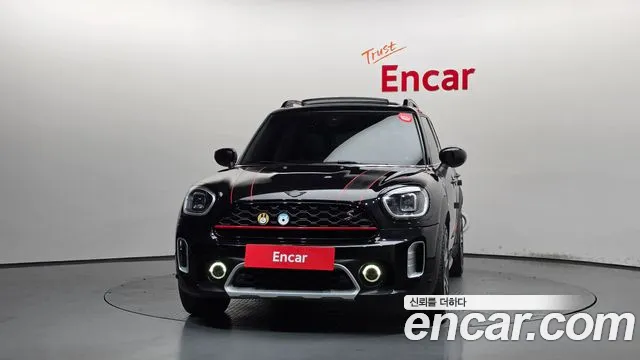 MINI Countryman — Фото автомобиля 3