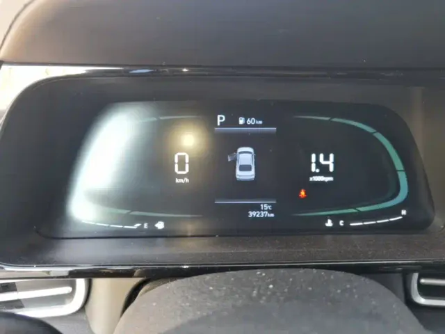 Hyundai Elantra — Фото автомобиля 11