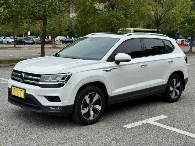 Volkswagen Tharu — Фото автомобиля 2
