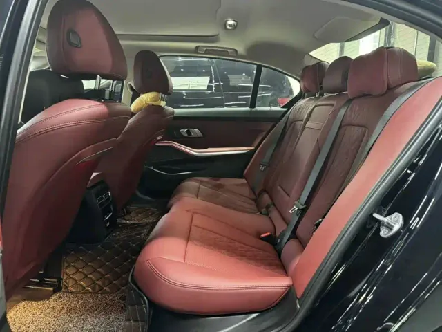 BMW 3 Series — Фото автомобиля 6