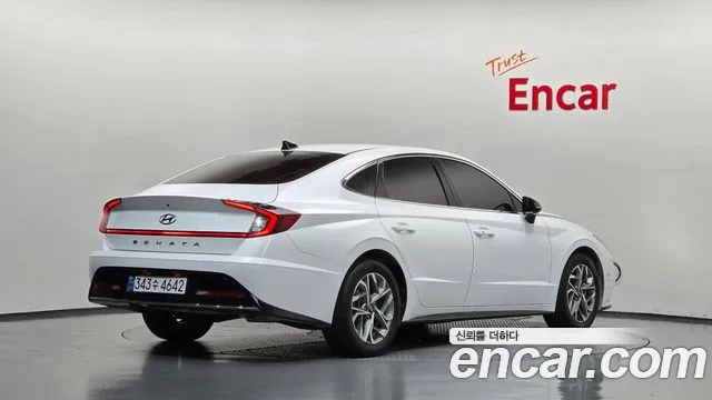 Hyundai Sonata — Фото автомобиля 2