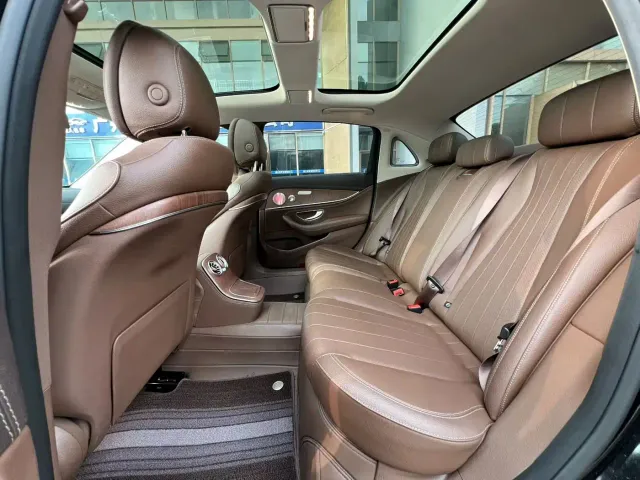 Mercedes-Benz E-Class — Фото автомобиля 6