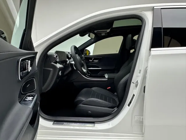 Mercedes-Benz C-Class — Фото автомобиля 7