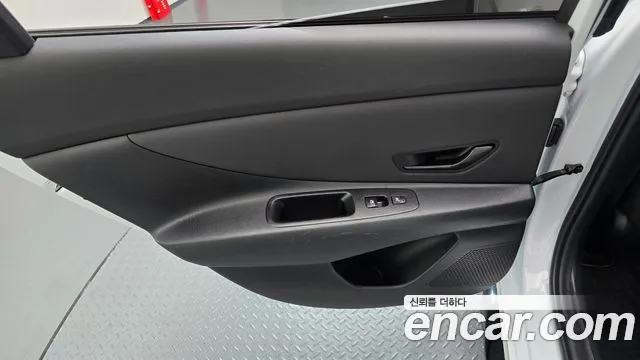 Hyundai Avante CN7 — Фото автомобиля 14