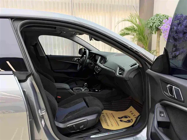 BMW 2 Series — Фото автомобиля 13