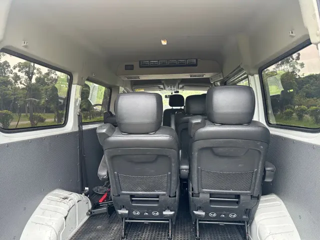 Maxus Xintu V80 — Фото автомобиля 12