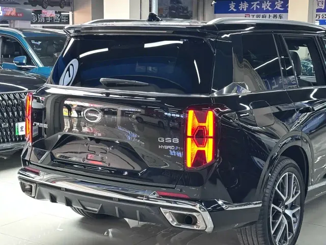 GAC Trumpchi GS8 — Фото автомобиля 9
