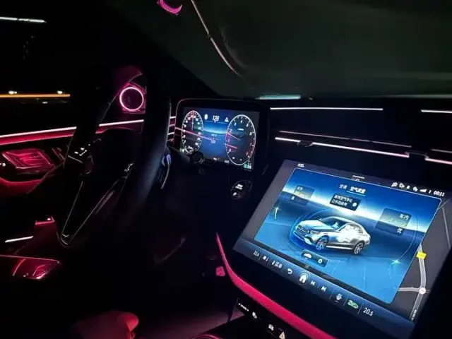 Mercedes-Benz E-Class — Фото автомобиля 11