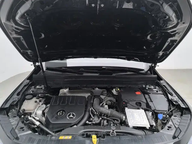 Mercedes-Benz GLB-Class — Фото автомобиля 6