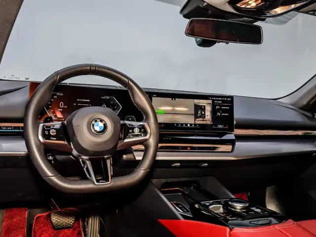 BMW 5 Series — Фото автомобиля 22